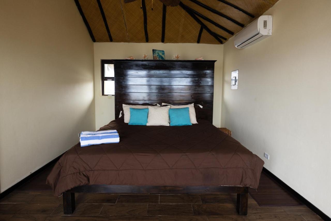 Lina Point Belize Overwater Resort San Pedro  Bagian luar foto