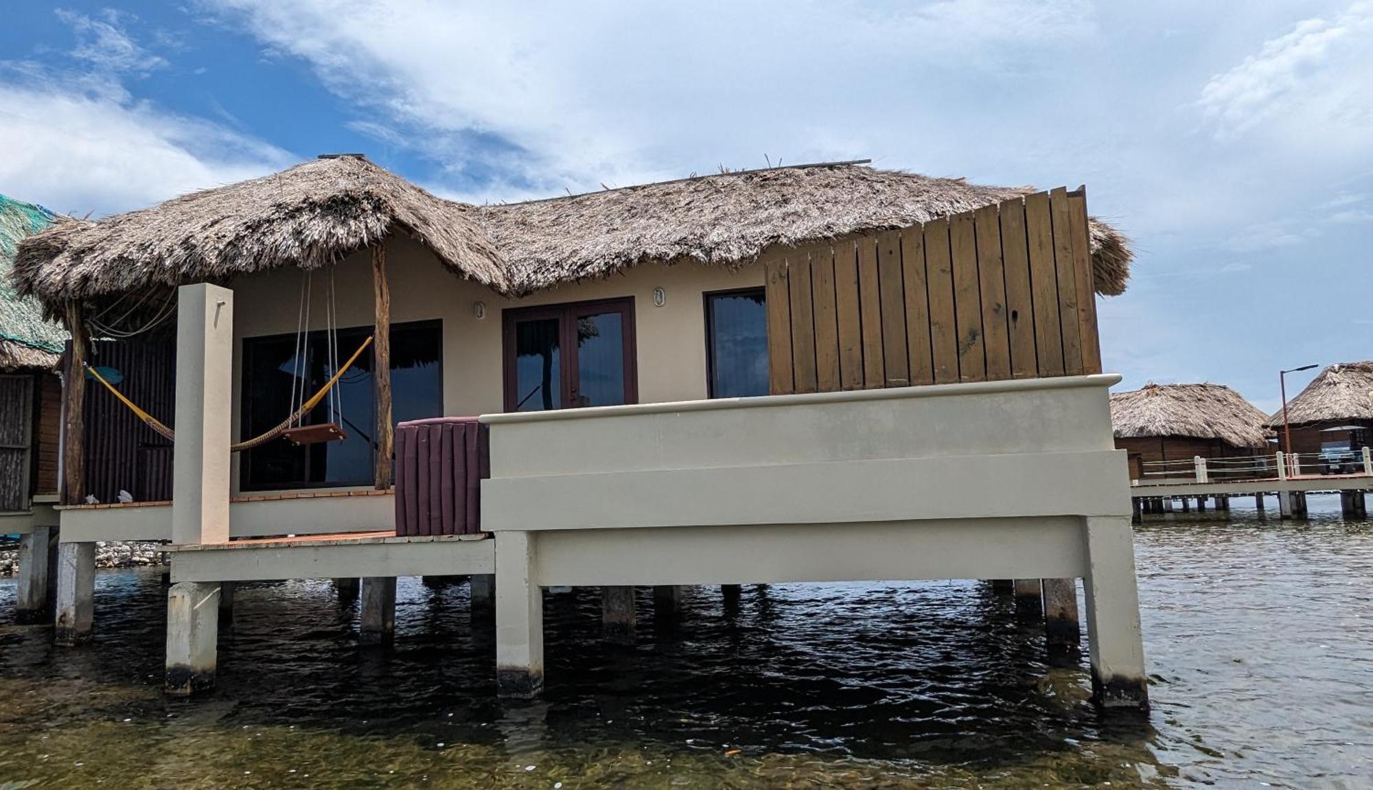 Lina Point Belize Overwater Resort San Pedro  Bagian luar foto